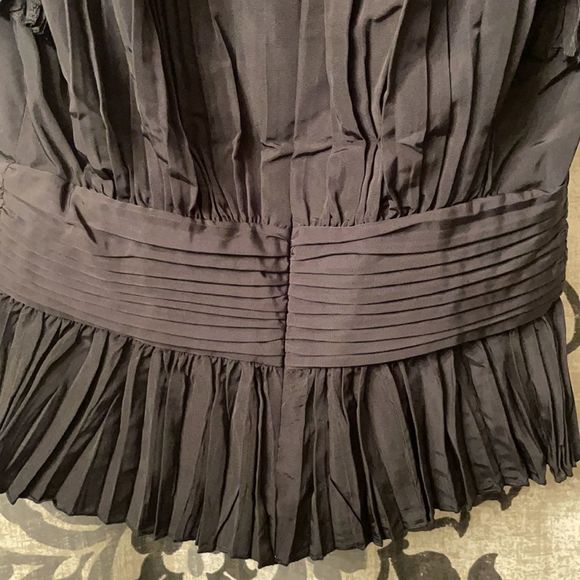 🎉🎉🎉HP🎉🎉🎉Nwt Express Sz SP Black zip back fan cap sleeves - Picture 9 of 9